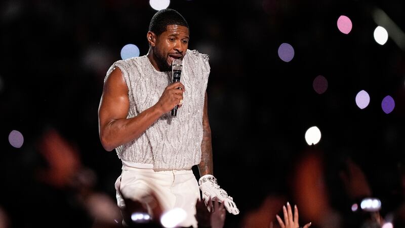 Who is Singing With Usher at the Super Bowl?