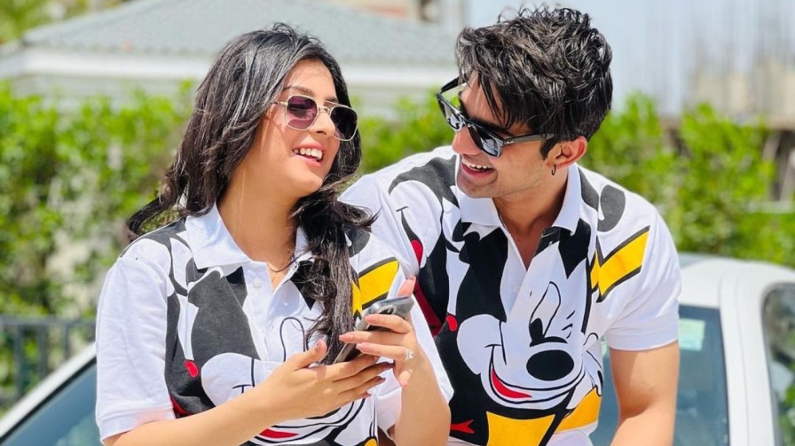 Abhishek Kumar and Isha Malviya relationship